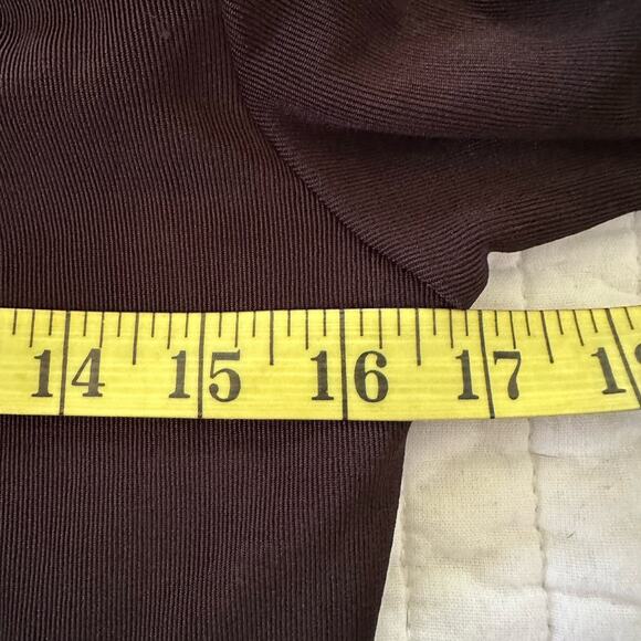 CHICOS TRAVELERS 0 XS Womens Top Brown Slinky Knit 3/4 Sleeve Stretch Casual - Picture 8 of 11